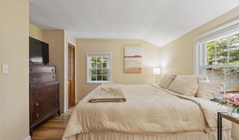 283 Florence Ave, Arlington, MA 02476