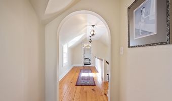 560 RICHMOND Rd, Amissville, VA 20106