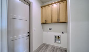 963 Athens Ct, Bullhead City, AZ 86429