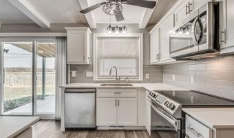 8337 NW 38th Ter, Bethany, OK 73008