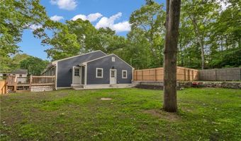 115 Hill Top Dr, Johnston, RI 02919