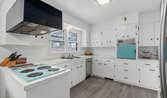 3248 ACACIA Dr, Cheyenne, WY 82001