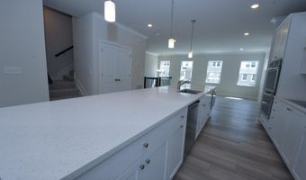 12371 SEA OAKS Ln 1, Berlin, MD 21811