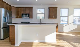 723 W Spaniel Dr, Ann Arbor, MI 48108