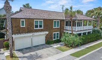 698 BEACH Ave, Atlantic Beach, FL 32233