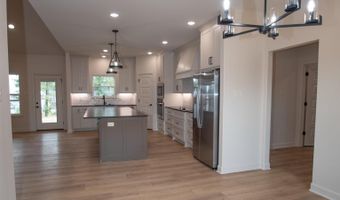 175 Hayden Dr, Beebe, AR 72012
