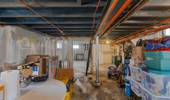 1418 Winaki Trl, Algonquin, IL 60102