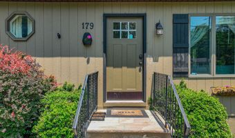 179 Chippewa Trl, Albrightsville, PA 18210