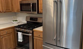 828 Highbanks Dr 21, Allegan, MI 49010