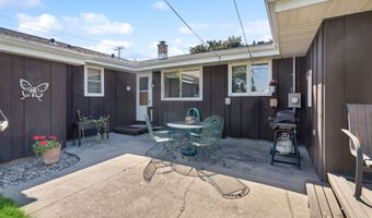 718 E LINDBERGH St, Appleton, WI 54911