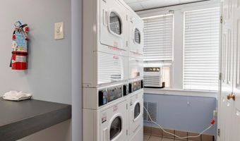 922 S WASHINGTON St 311, Alexandria, VA 22314