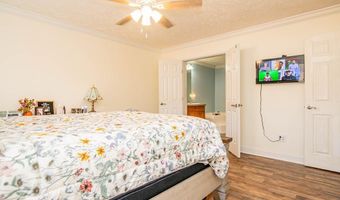 86 Arbor Dr, Roanoke Rapids, NC 27870