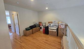 1141 Freesia Ct, Ann Arbor, MI 48105