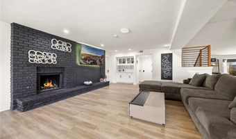 25311 Pike Rd, Laguna Hills, CA 92653