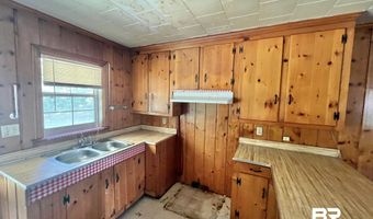 169 E Ashley St, Atmore, AL 36502