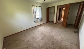 18725 Linden Rd, Argos, IN 46501