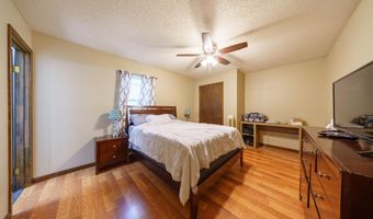 65 Oak St, Ash Flat, AR 72513