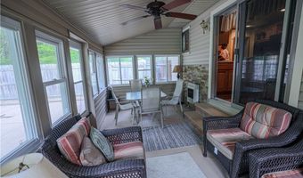16011 Elbrook St NE, Alliance, OH 44601