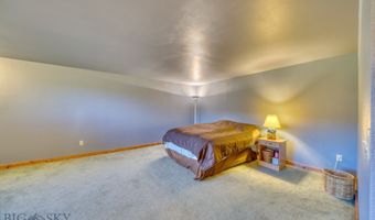 8799 Huffman Ln, Bozeman, MT 59715