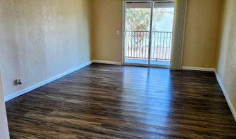 240 W Lincoln Ave 8, Escondido, CA 92026