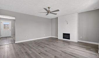 393 Peterson Ave, Auburn, KY 42206