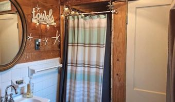 167 N Thomas St, Baxley, GA 31513