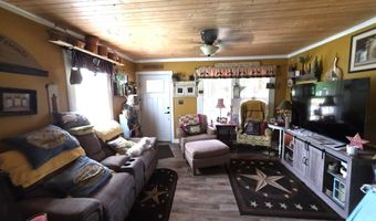 48 Fisher St, Andrews, NC 28901