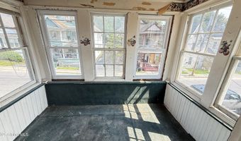62 Glen Ave, Amsterdam, NY 12010