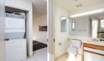 747 Wiliwili St 1502, Honolulu, HI 96826