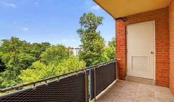 1931 N CLEVELAND St 601, Arlington, VA 22201