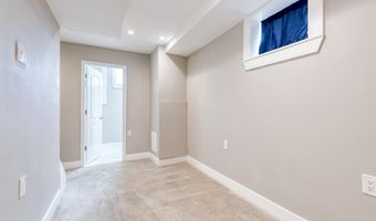 734 S ROBINSON St, Baltimore, MD 21224