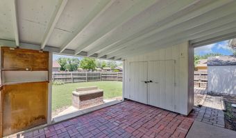 305 Valleyview Ct, Andover, KS 67002