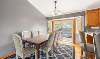 550 Mckinley St, Anoka, MN 55303