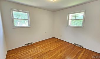 9117 Tiber Ct, Affton, MO 63123