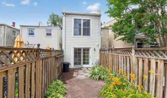 334 COMMERCE St, Alexandria, VA 22314