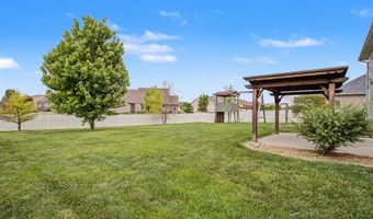 4111 Ballentine Dr, Ames, IA 50010