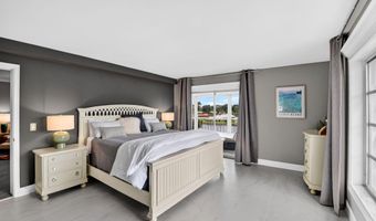 300 John F Kennedy Dr Ph8, Atlantis, FL 33462