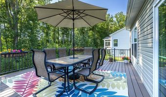 820 Sunrise Cir, Aurora, OH 44202