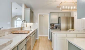270 Bluff View Ct, Aledo, TX 76008