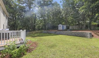 4 Thom Ave, Bourne, MA 02532