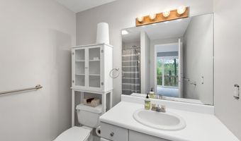 4 Vista Dr 101, Ashland, NH 03217