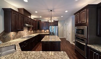 240 Cross Creek Ct, Alvaton, KY 42122