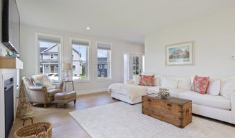 5 Cobblestone St, Falmouth, ME 04105