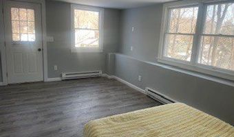 1 Hickory St, Bristol, CT 06010