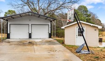 1768 Poole Town Rd, Asheboro, NC 27205