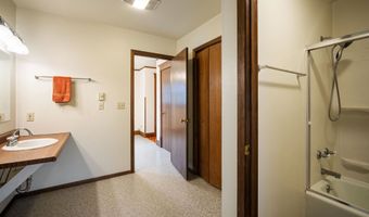 835 Harding St, Belle Fourche, SD 57717