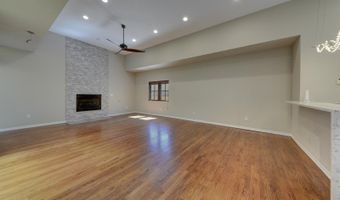 2204 Via Granada Pl NW, Albuquerque, NM 87104
