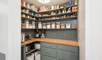 4352 Plymouth Rock Ct, Columbus, OH 43230
