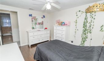 2 Ash Ln, North Providence, RI 02911