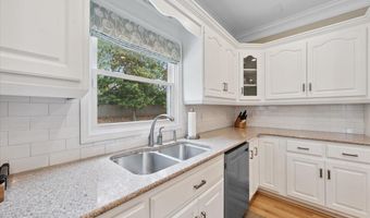 313 Four Winds Cir, Athens, AL 35613